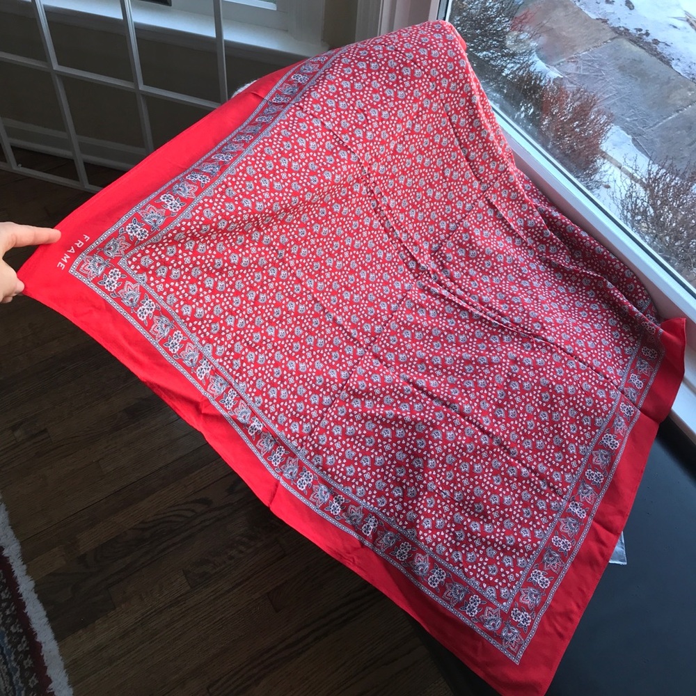Frame Denim BRAND NEW Paisley Scarf